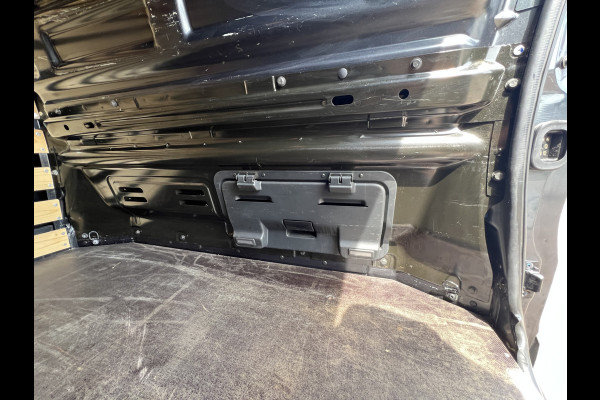 Renault Trafic 2.0 dCi 130 T30 L2H1 Work Edition