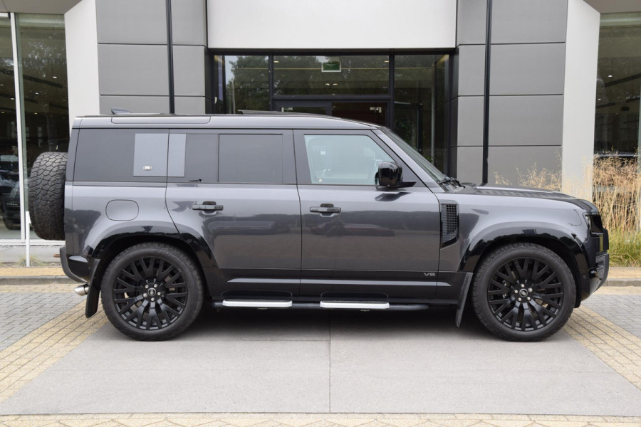 Land Rover Defender 110 P525 110 V8