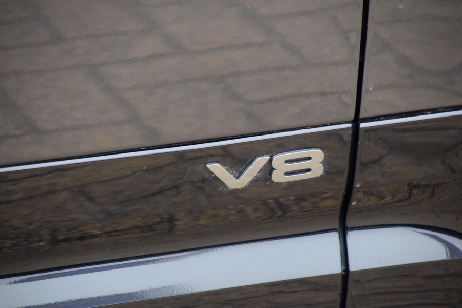 Land Rover Defender 110 P525 110 V8