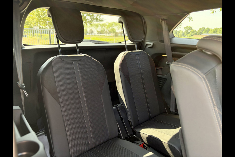 Peugeot 5008 1.2 PureTech GT 1e Eigenaar | Orig. NL | Dealeronderhouden | Apple Carplay/Android Auto | Panoramadak