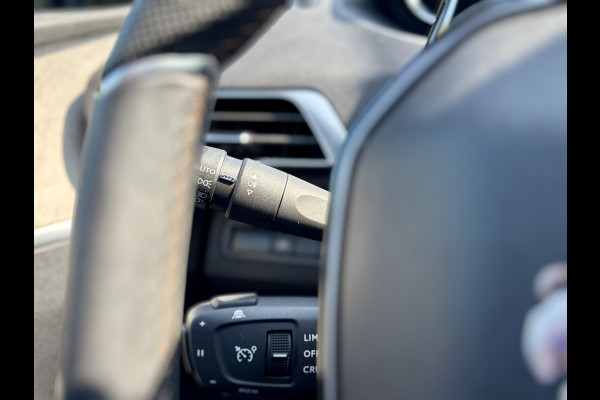 Peugeot 5008 1.2 PureTech GT 1e Eigenaar | Orig. NL | Dealeronderhouden | Apple Carplay/Android Auto | Panoramadak