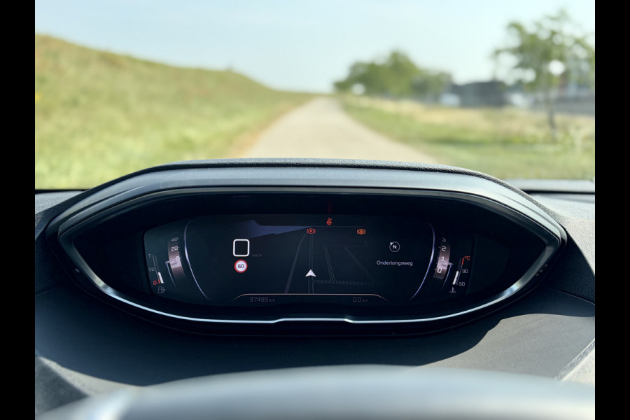 Peugeot 5008 1.2 PureTech GT 1e Eigenaar | Orig. NL | Dealeronderhouden | Apple Carplay/Android Auto | Panoramadak
