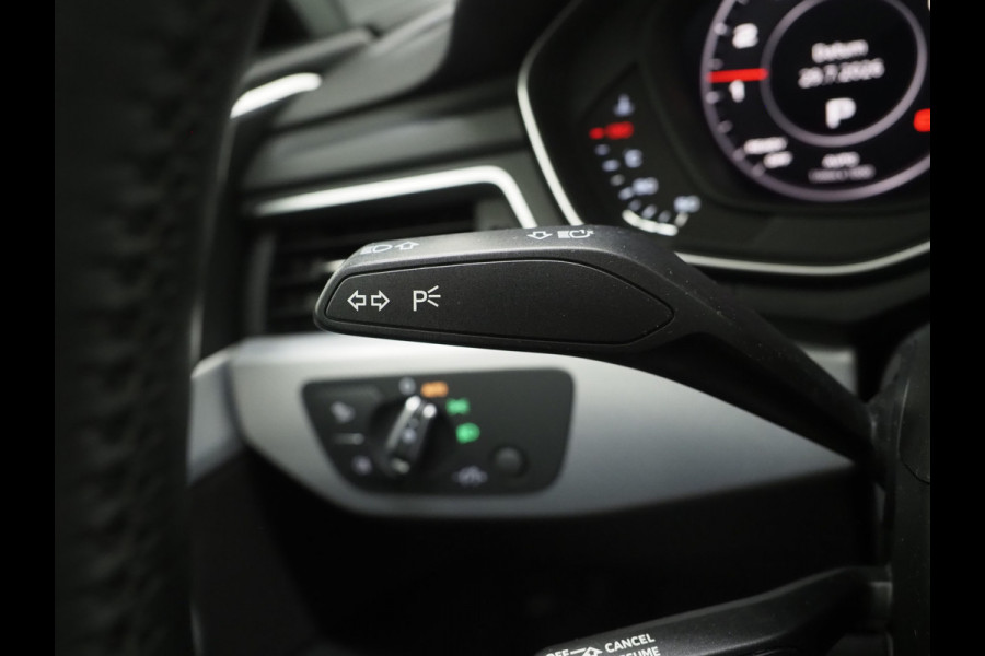 Audi A4 Avant 45 TFSI quattro Hybrid | Sportstoelen | Keyless | Virtual | Stoelverwarming | Climate | Cruise | PDC