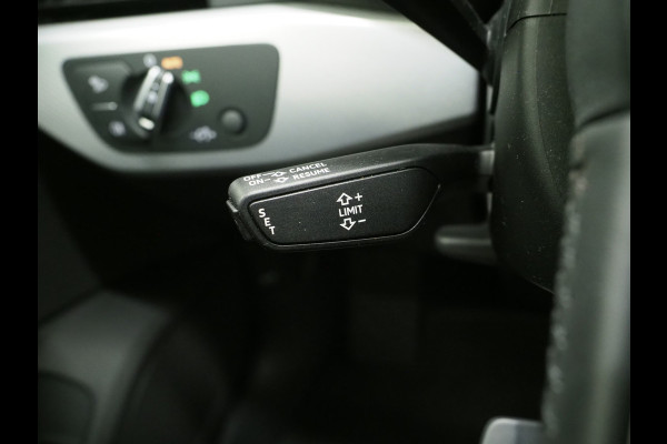 Audi A4 Avant 45 TFSI quattro Hybrid | Sportstoelen | Keyless | Virtual | Stoelverwarming | Climate | Cruise | PDC