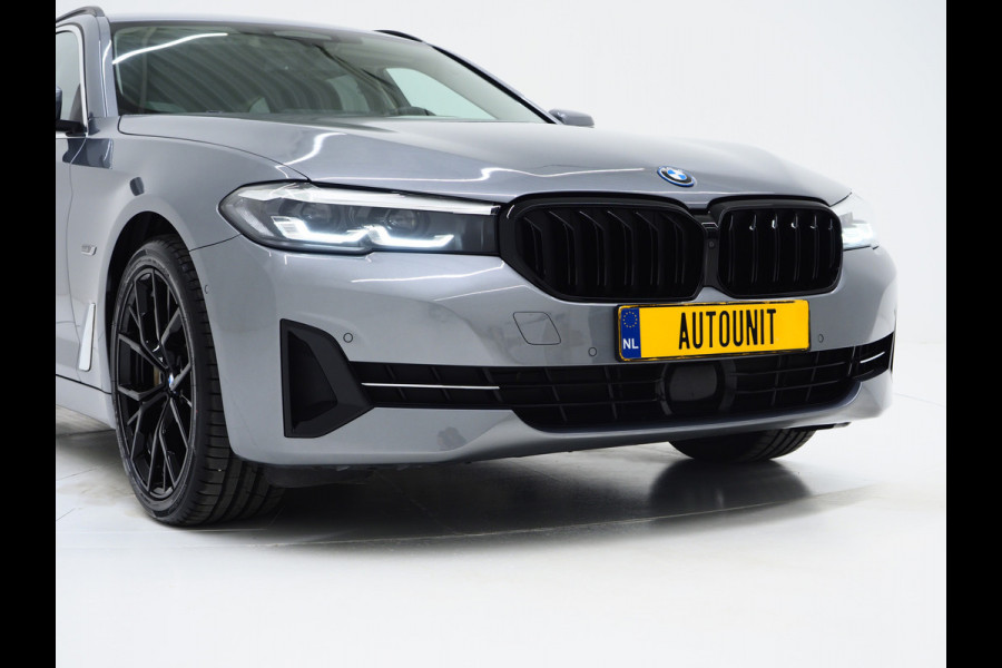BMW 5 Serie Touring 530e | Leder | Trekhaak | 360 | Adaptive Cruise | Dodehoek | Stoelverwarming | Carplay