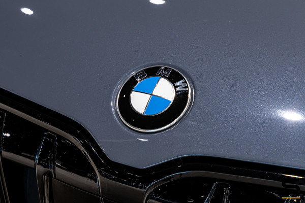 BMW X1 XDrive23i|M-sport|Pano|E-trek|20inch|H&K|HUD|Cam|Gara