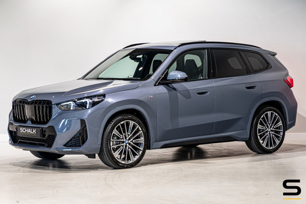 BMW X1 XDrive23i|M-sport|Pano|E-trek|20inch|H&K|HUD|Cam|Gara