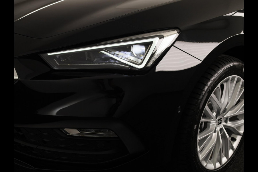 Seat Leon 1.5 TSI e-Hybrid Style Business Intense | Midnight Black Metallic | Technology pack | Verwarm. Stuur + Stoelen | Matrix LED Koplampen | Keyless Entry | Draadloze Carplay