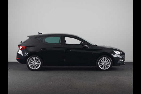 Seat Leon 1.5 TSI e-Hybrid Style Business Intense | Midnight Black Metallic | Technology pack | Verwarm. Stuur + Stoelen | Matrix LED Koplampen | Keyless Entry | Draadloze Carplay