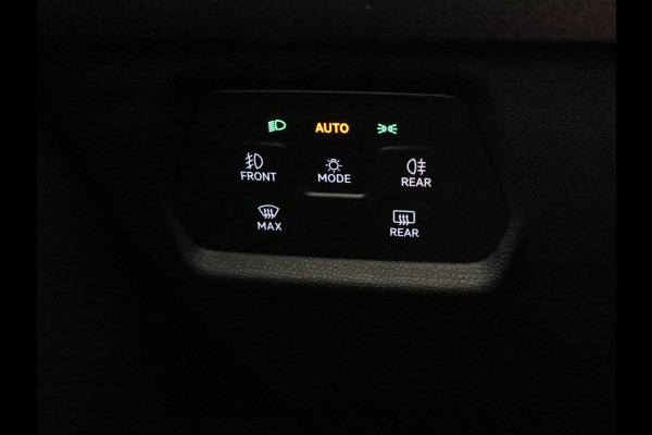 Seat Leon 1.5 TSI e-Hybrid Style Business Intense | Midnight Black Metallic | Technology pack | Verwarm. Stuur + Stoelen | Matrix LED Koplampen | Keyless Entry | Draadloze Carplay