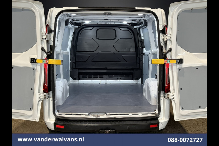 Ford Transit Custom 2.0 TDCI 108pk L1H1 Euro6 Airco | Camera | Apple Carplay | LED | Cruisecontrol | 2500kg Trekhaak Android Auto, Verwarmde voorruit, Parkeersensoren, Bijrijdersbank