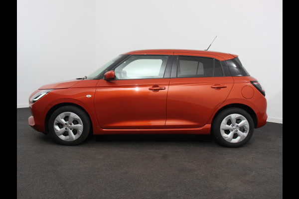 Suzuki Swift 1.2 Style Smart Hybrid Airco Adaptieve cruise control Navigatie Keyless Achteruitrijcamera Parkeersensoren achter Apple Carplay/ Android Auto