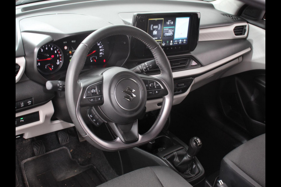 Suzuki Swift 1.2 Style Smart Hybrid Airco Adaptieve cruise control Navigatie Keyless Achteruitrijcamera Parkeersensoren achter Apple Carplay/ Android Auto
