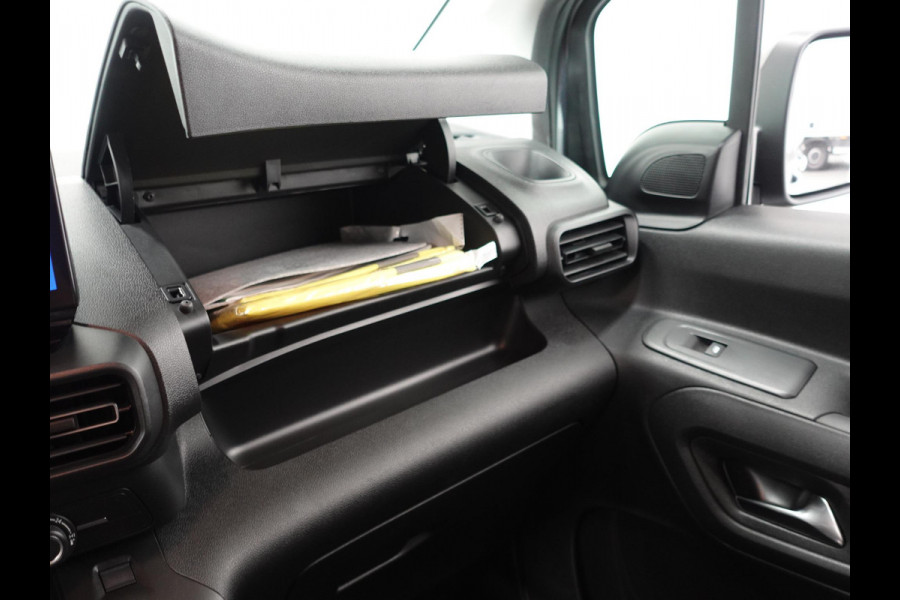 Opel Combo 1.5 BlueHDi 130PK L2 Automaat Apple Carplay / Android Auto Navigatie Trekhaak Airco Camera Cruise Control Parkeersensoren V+A DAB