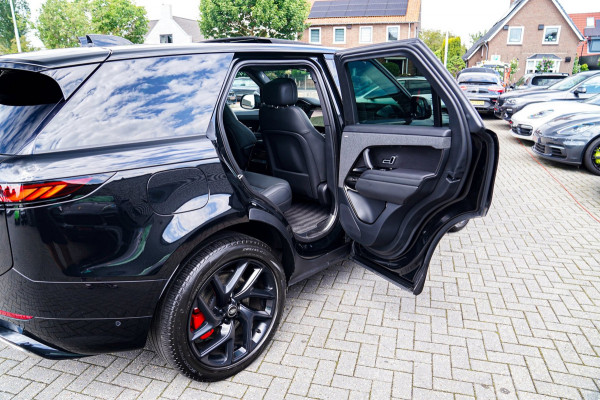 Land Rover Range Rover Sport 3.0 P440e Dynamic HSE | Panorama | Head up Display | 360 cam | Meridian | Luxe Leder | Apple Carplay