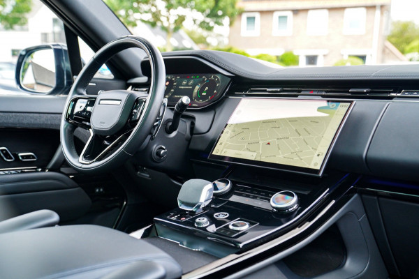 Land Rover Range Rover Sport 3.0 P440e Dynamic HSE | Panorama | Head up Display | 360 cam | Meridian | Luxe Leder | Apple Carplay