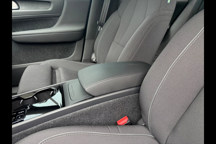 Volvo XC40 Recharge Core - Automaat - Navi - Climate - Virt.Cockpit - All Season