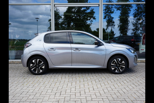 Peugeot e-208 EV Allure 51 kWh | Warmtepomp | Adaptieve cruise control | Stoelverwarming |
