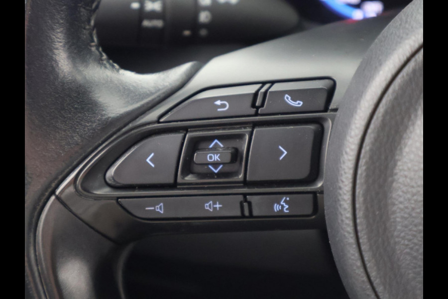 Toyota Yaris Cross 1.5 Hybrid Dynamic Luxury | Apple Carplay & AndroidAUTO | Navigatie | Stoelverwarming |
