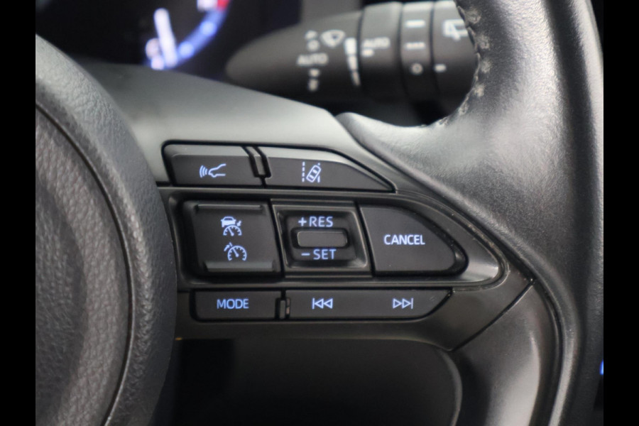 Toyota Yaris Cross 1.5 Hybrid Dynamic Luxury | Apple Carplay & AndroidAUTO | Navigatie | Stoelverwarming |