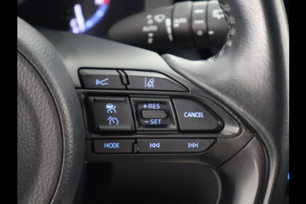 Toyota Yaris Cross 1.5 Hybrid Dynamic Luxury | Apple Carplay & AndroidAUTO | Navigatie | Stoelverwarming |