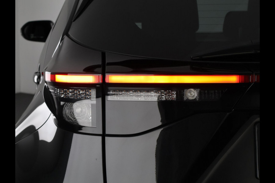 Toyota Yaris Cross 1.5 Hybrid Dynamic Luxury | Apple Carplay & AndroidAUTO | Navigatie | Stoelverwarming |