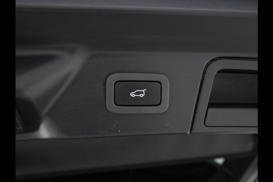 Land Rover Range Rover Velar 2.0 D200 R-Dynamic HSE Aut. *PANO | LEATHER | FULL-LED | TOP-VIEW | MEMORY-PACK | ADAPTIVE-CRUISE | BLINDSPOT | DIGI-COCKPIT | NAVI-FULLMAP | PRIVACY-GLASS | SHIFTPADDLES | 20''ALU*