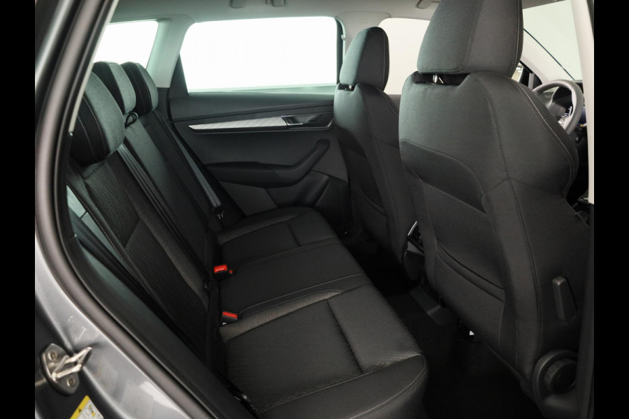 Škoda Karoq 1.5 TSI ACT Business Edition Ultimate | Trekhaak | Stoel- en stuurverwarming | Adaptive cruise control | lichtemetalen velgen 18" |