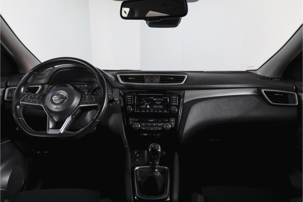 Nissan QASHQAI 1.3 DIG-T 140 PK N-Connecta | Pano | Afn. Trekhaak | Cruise | Stoel-+Voorruitverw. | PDC | 360 Camera | NAV + App. Connect | ECC | LM 18" |