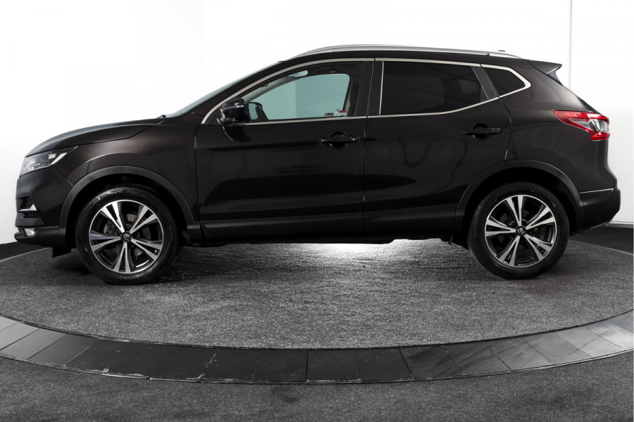Nissan QASHQAI 1.3 DIG-T 140 PK N-Connecta | Pano | Afn. Trekhaak | Cruise | Stoel-+Voorruitverw. | PDC | 360 Camera | NAV + App. Connect | ECC | LM 18" |