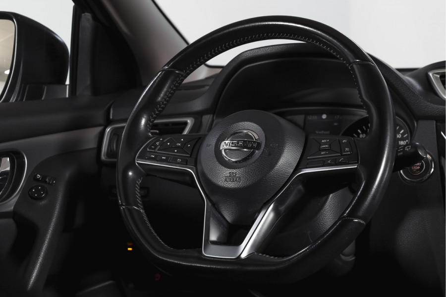 Nissan QASHQAI 1.3 DIG-T 140 PK N-Connecta | Pano | Afn. Trekhaak | Cruise | Stoel-+Voorruitverw. | PDC | 360 Camera | NAV + App. Connect | ECC | LM 18" |