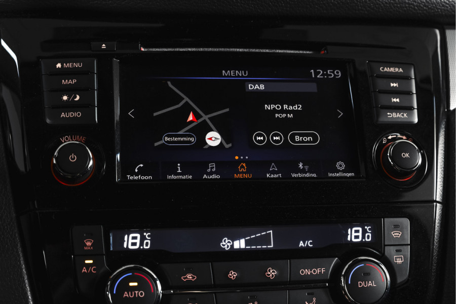 Nissan QASHQAI 1.3 DIG-T 140 PK N-Connecta | Pano | Afn. Trekhaak | Cruise | Stoel-+Voorruitverw. | PDC | 360 Camera | NAV + App. Connect | ECC | LM 18" |