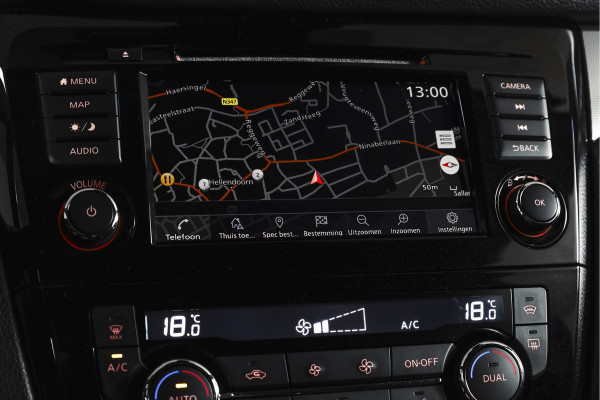 Nissan QASHQAI 1.3 DIG-T 140 PK N-Connecta | Pano | Afn. Trekhaak | Cruise | Stoel-+Voorruitverw. | PDC | 360 Camera | NAV + App. Connect | ECC | LM 18" |