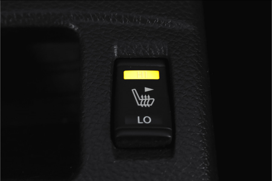 Nissan QASHQAI 1.3 DIG-T 140 PK N-Connecta | Pano | Afn. Trekhaak | Cruise | Stoel-+Voorruitverw. | PDC | 360 Camera | NAV + App. Connect | ECC | LM 18" |