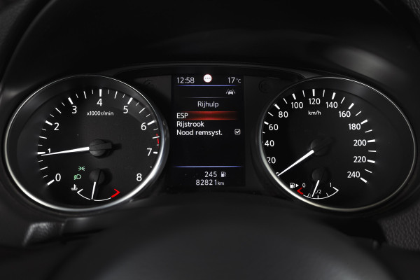 Nissan QASHQAI 1.3 DIG-T 140 PK N-Connecta | Pano | Afn. Trekhaak | Cruise | Stoel-+Voorruitverw. | PDC | 360 Camera | NAV + App. Connect | ECC | LM 18" |