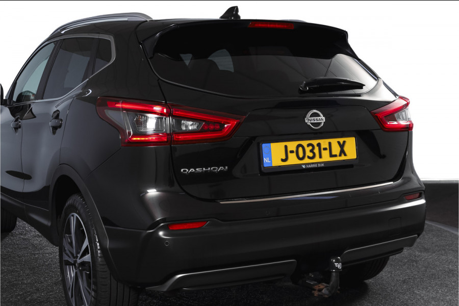 Nissan QASHQAI 1.3 DIG-T 140 PK N-Connecta | Pano | Afn. Trekhaak | Cruise | Stoel-+Voorruitverw. | PDC | 360 Camera | NAV + App. Connect | ECC | LM 18" |