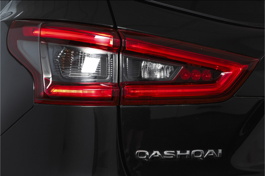 Nissan QASHQAI 1.3 DIG-T 140 PK N-Connecta | Pano | Afn. Trekhaak | Cruise | Stoel-+Voorruitverw. | PDC | 360 Camera | NAV + App. Connect | ECC | LM 18" |