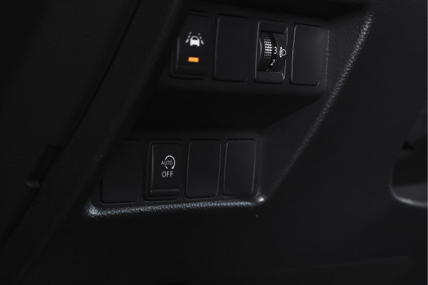 Nissan QASHQAI 1.3 DIG-T 140 PK N-Connecta | Pano | Afn. Trekhaak | Cruise | Stoel-+Voorruitverw. | PDC | 360 Camera | NAV + App. Connect | ECC | LM 18" |