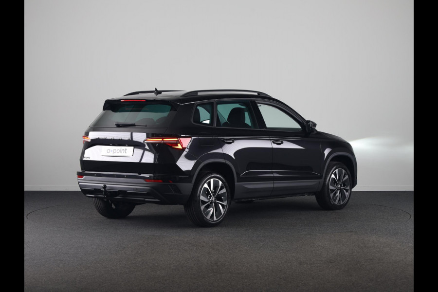 Škoda Karoq 1.5 TSI ACT Business Edition Ultimate Travel assist pakket | Virtual Pedal | Winterpakket | Trekhaak |