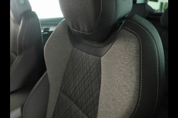 Škoda Karoq 1.5 TSI ACT Business Edition Ultimate Travel assist pakket | Virtual Pedal | Winterpakket | Trekhaak |