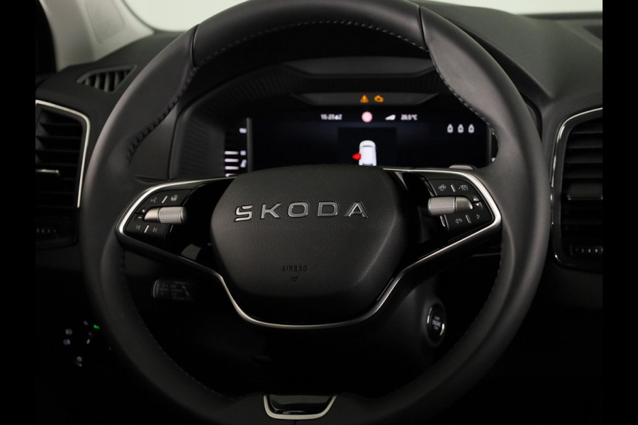 Škoda Karoq 1.5 TSI ACT Business Edition Ultimate Travel assist pakket | Virtual Pedal | Winterpakket | Trekhaak |