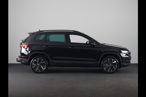 Škoda Karoq 1.5 TSI ACT Business Edition Ultimate Travel assist pakket | Virtual Pedal | Winterpakket | Trekhaak |