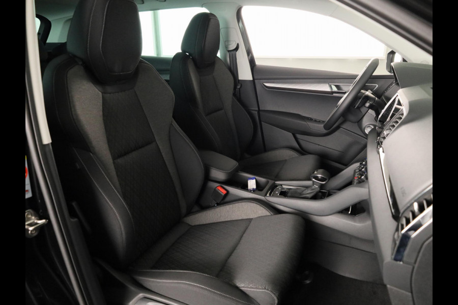 Škoda Karoq 1.5 TSI ACT Business Edition Ultimate Travel assist pakket | Virtual Pedal | Winterpakket | Trekhaak |
