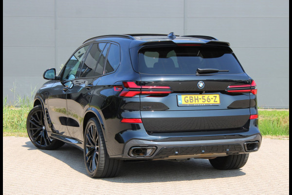 BMW X5 XDrive45e High Executive M Sport 4WielSturing Luchtvering HUD H&K 22INCH !!NIEUWBINNEN!!