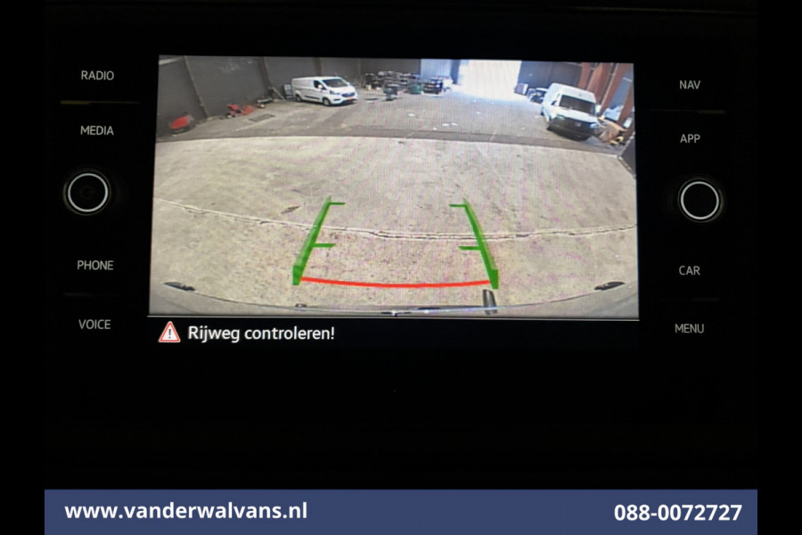 Volkswagen Crafter 2.0 TDI 141pk L3H3 L2H2 Euro6 Airco | Camera | Android Auto | Adaptieve Cruisecontrol 3000kg trekvermogen