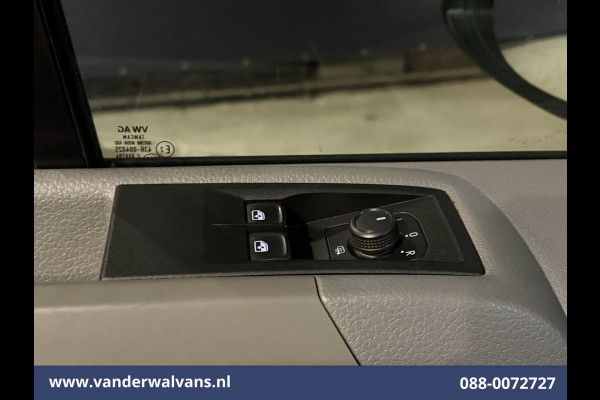 Volkswagen Crafter 2.0 TDI 141pk L3H3 L2H2 Euro6 Airco | Camera | Android Auto | Adaptieve Cruisecontrol 3000kg trekvermogen