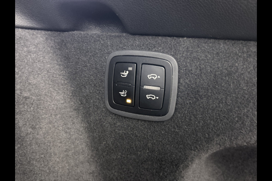 Porsche Macan 2.0 Sport Chrono Pano-dak/Luchtvering/PDLS-LED/Trekhaak/BOSE