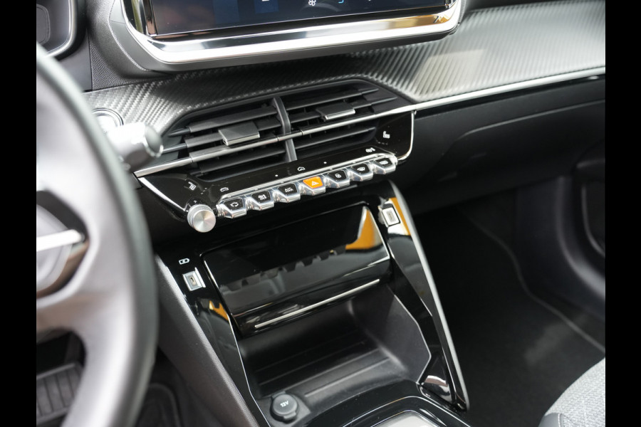 Peugeot e-208 EV Allure 51 kWh | Warmtepomp | Adaptieve cruise control | Stoelverwarming |