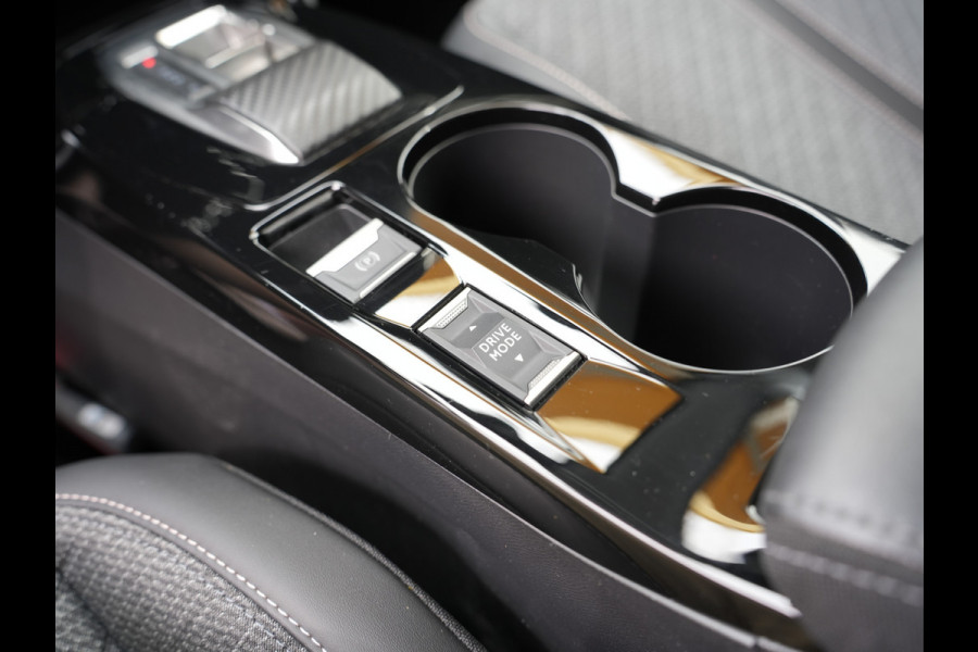 Peugeot e-208 EV Allure 51 kWh | Warmtepomp | Adaptieve cruise control | Stoelverwarming |
