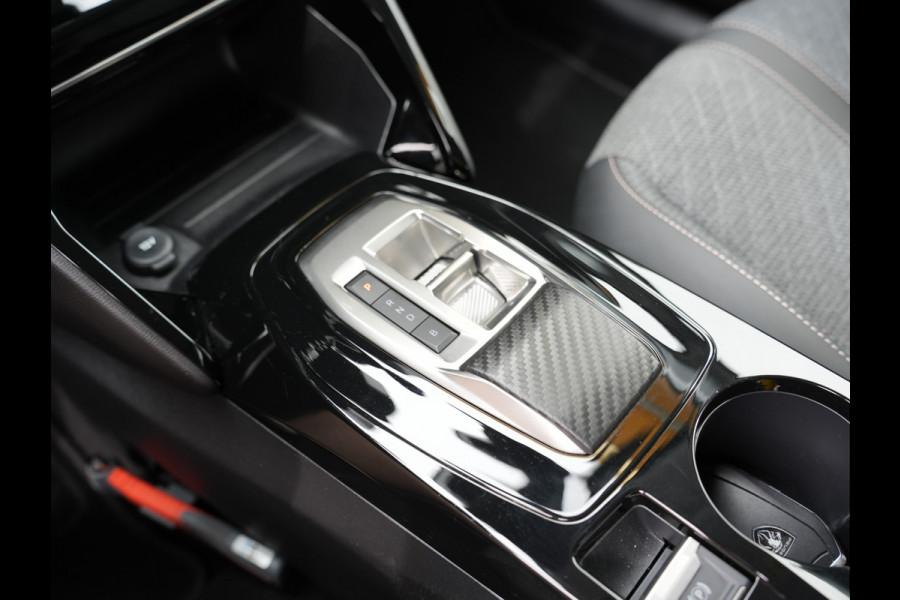 Peugeot e-208 EV Allure 51 kWh | Warmtepomp | Adaptieve cruise control | Stoelverwarming |